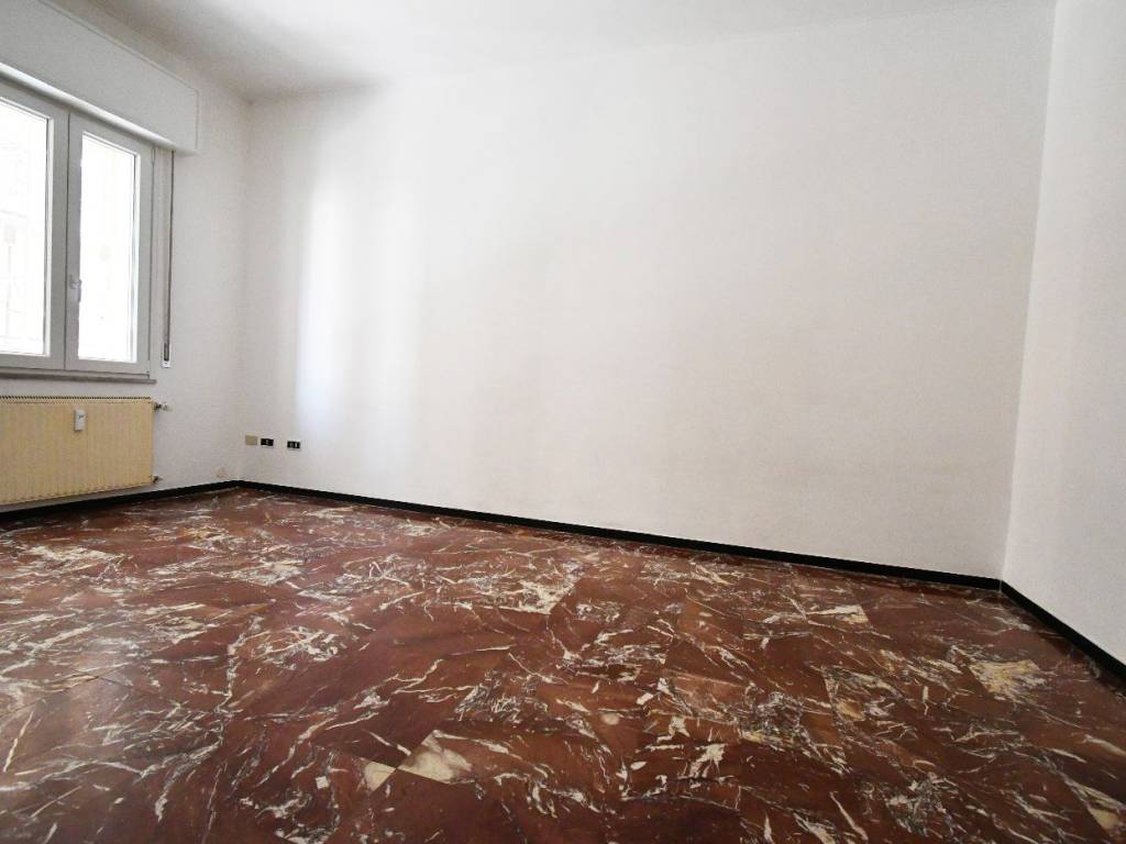 Appartamento a Chiavari in Piazza Generale Negri di Sanfront - Foto 2