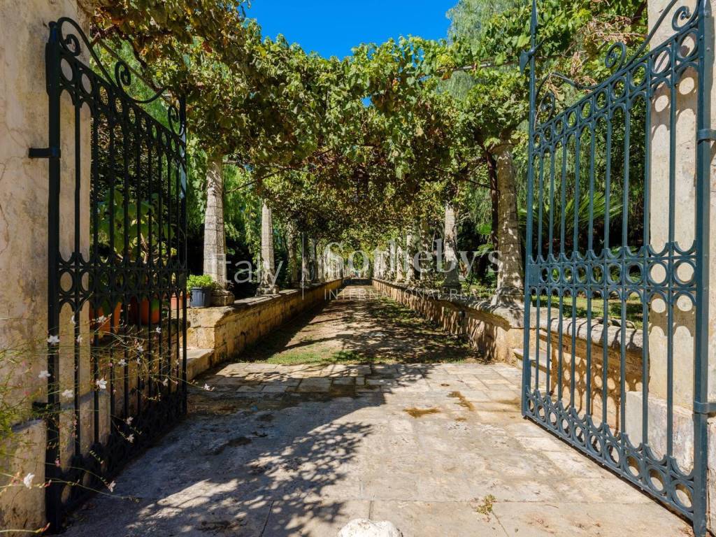 Villa a Presicce-acquarica in Piazza Pertini - Foto 3