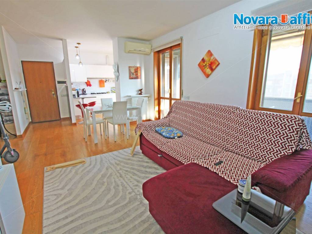 Appartamento a Novara in Viale Giulio Cesare, 143 - Foto 2