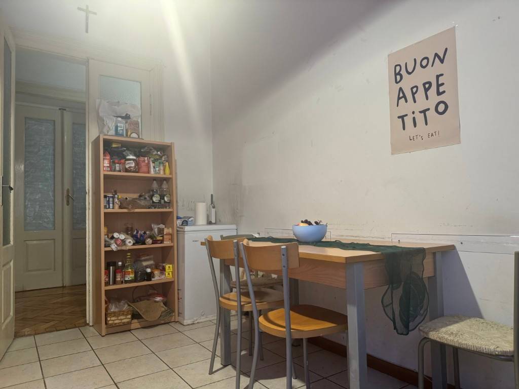 Appartamento a Trieste in Via Francesco Crispi, 50 - Foto 2