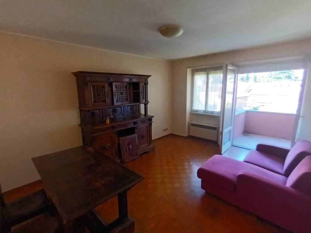 Appartamento a Valmadrera in Via Trieste, 6 - Foto 2