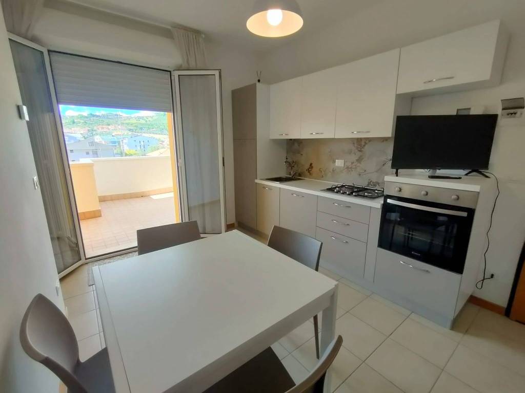 Appartamento a Tortoreto in Via Giuseppe Mazzini, 3 - Foto 2