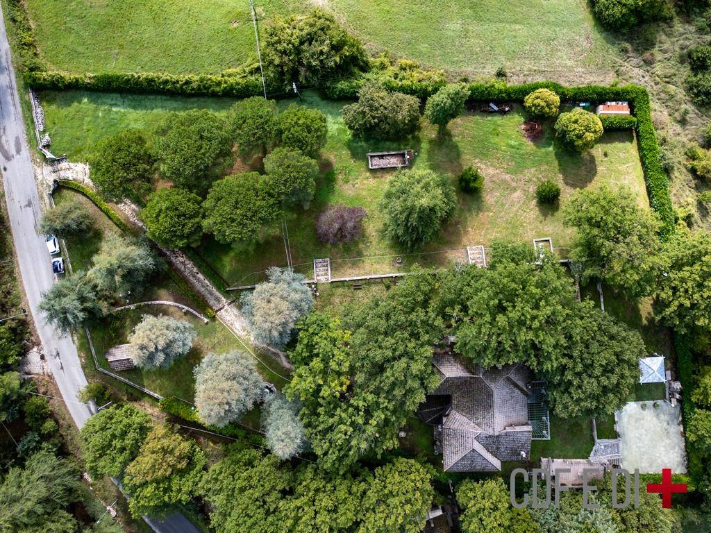Villa a Longone sabino in Strada Comunale Longone Stipes - Foto 4
