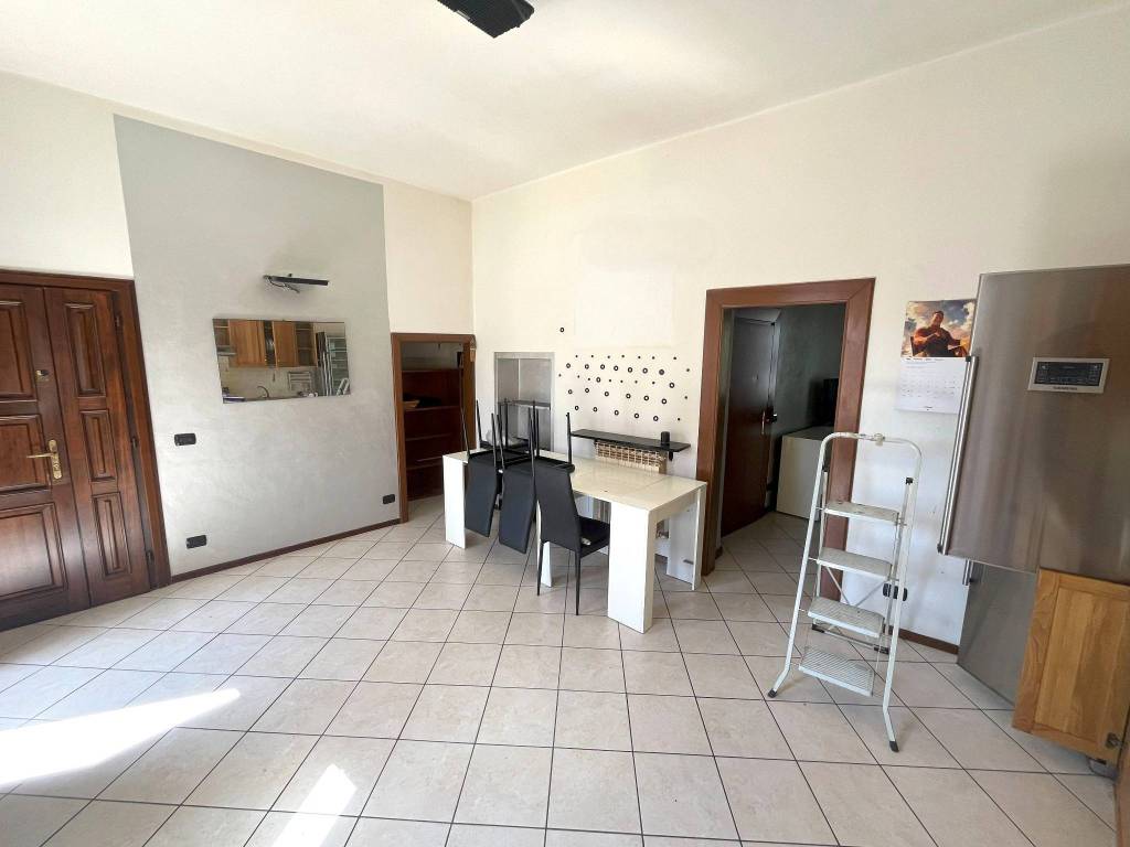 Appartamento a Chiari in Viale Cesare Battisti, 8 - Foto 2