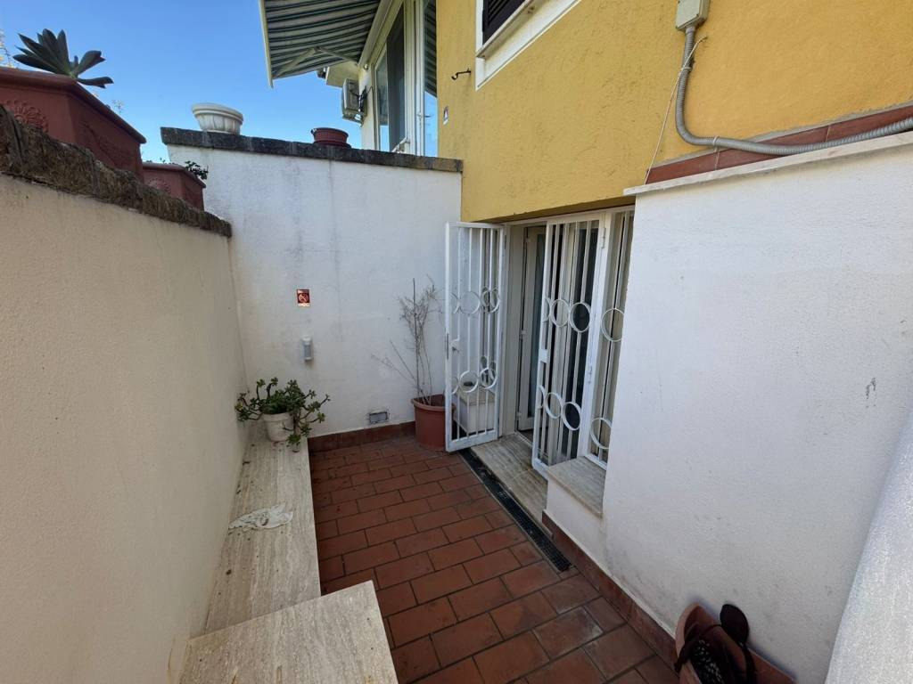 Villa a Ardea in Via Volturno, 18 - Foto 2