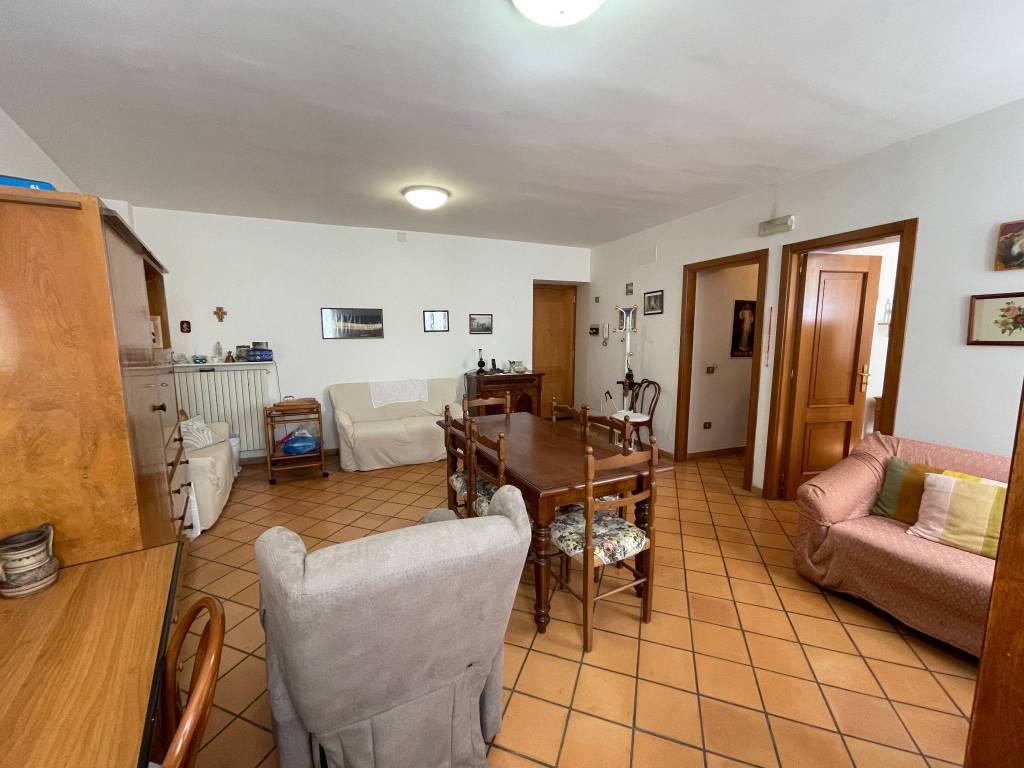 Appartamento a Macerata in Vicolo Camillo Compagnoni, 5 - Foto 2