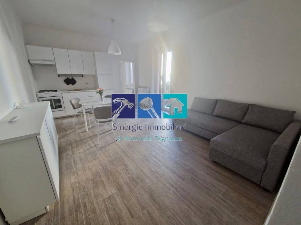 Appartamento a Ancona in Via Isonzo - Foto 2