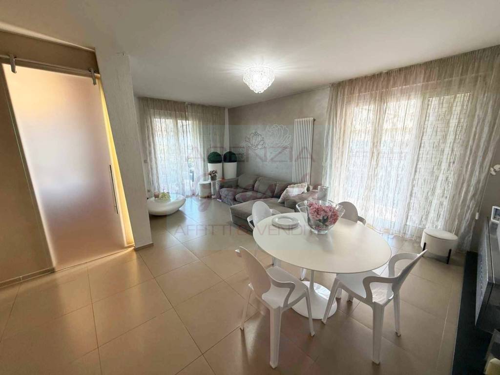 Appartamento a Martinsicuro in Via Roma - Foto 2