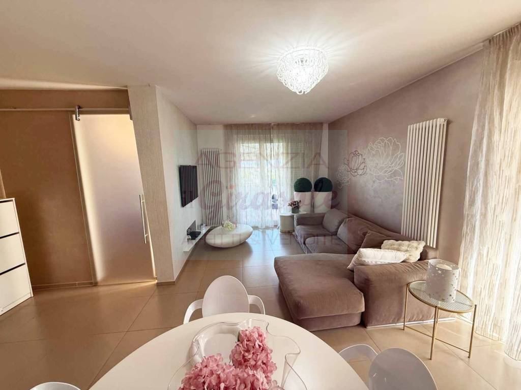 Appartamento a Martinsicuro in Via Roma - Foto 3