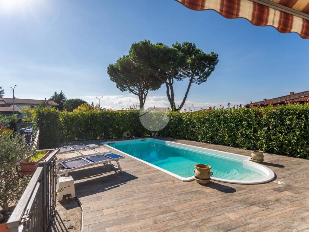 Villa a Affi in Via XXV Aprile, 25 - Foto 5