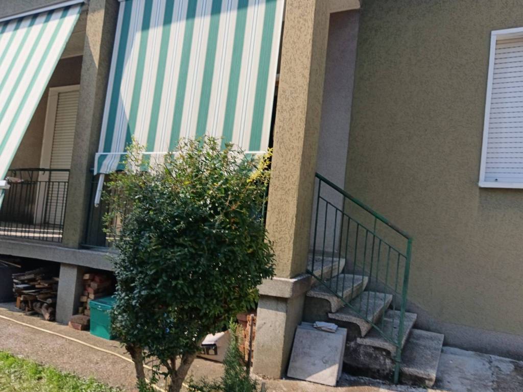 Villa a Cadorago in Via Alessandro Manzoni - Foto 3
