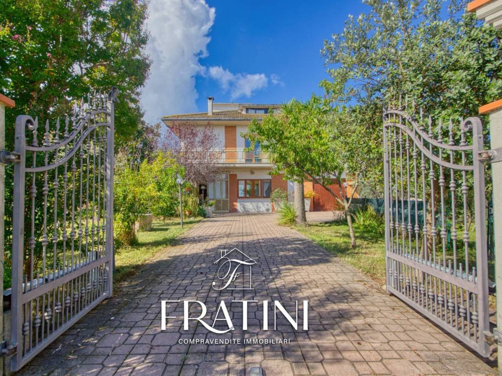 Casa indipendente a Maltignano in Via Faraone, 22 - Foto 2