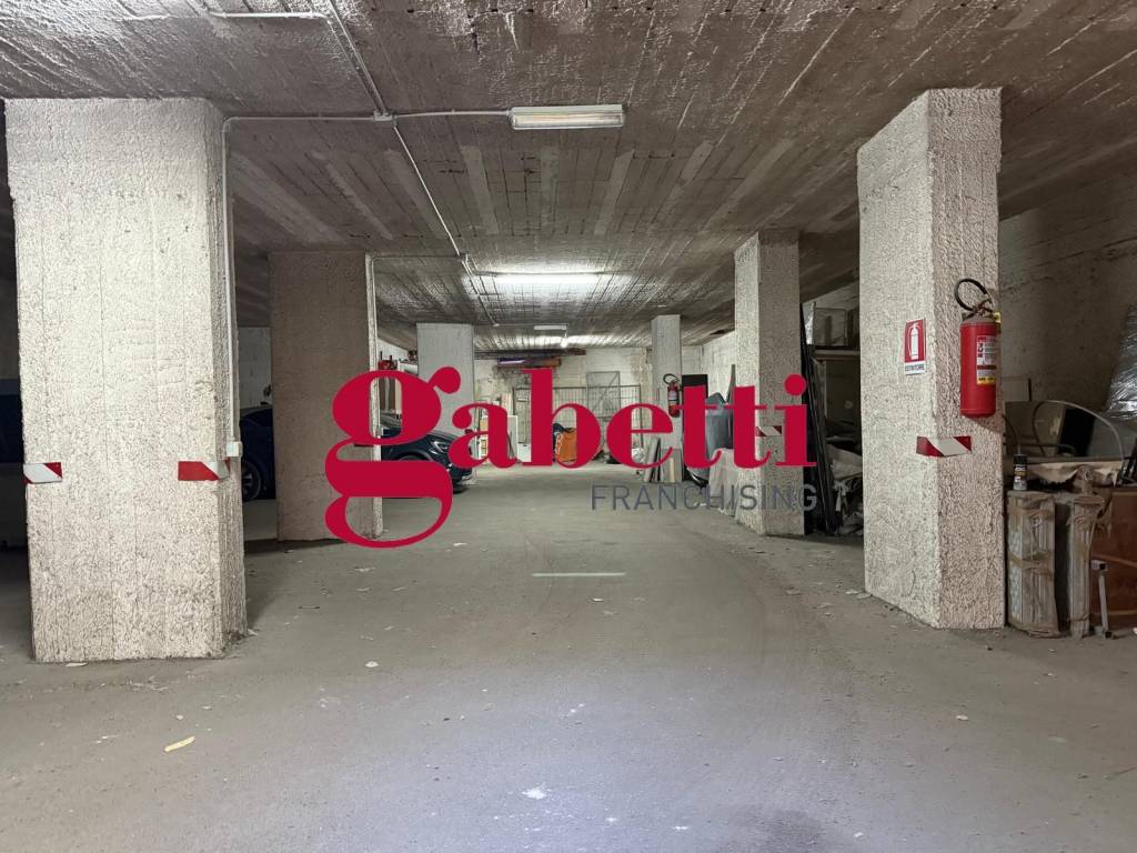Box / garage a San nicola la strada in Via Perugia, 49 - Foto 2