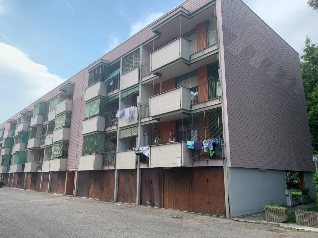 Appartamento a Ivrea in Viale Biella - Foto 2