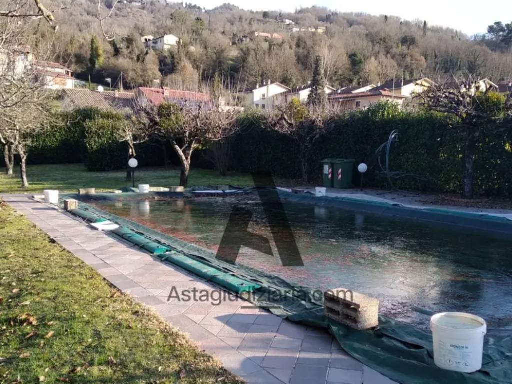 Villa a Barga in Via Giovanni Pascoli, 31 - Foto 3