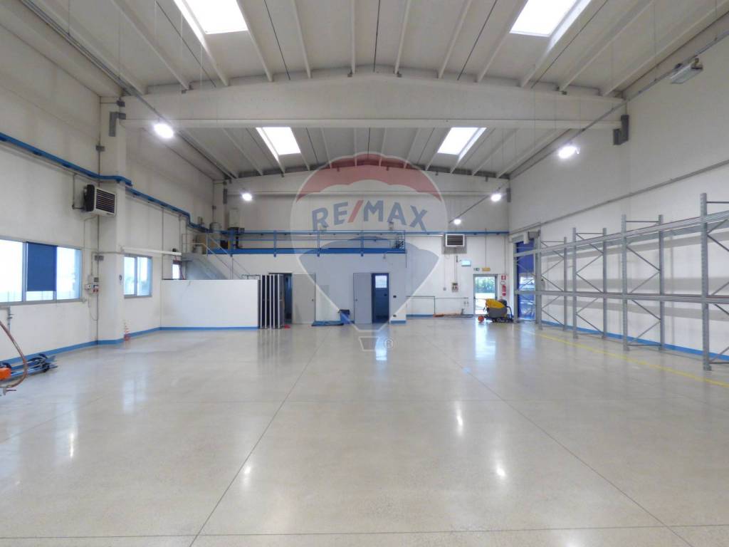 Immobile a Castiglione delle stiviere in Via Dell'Impresa - Foto 2