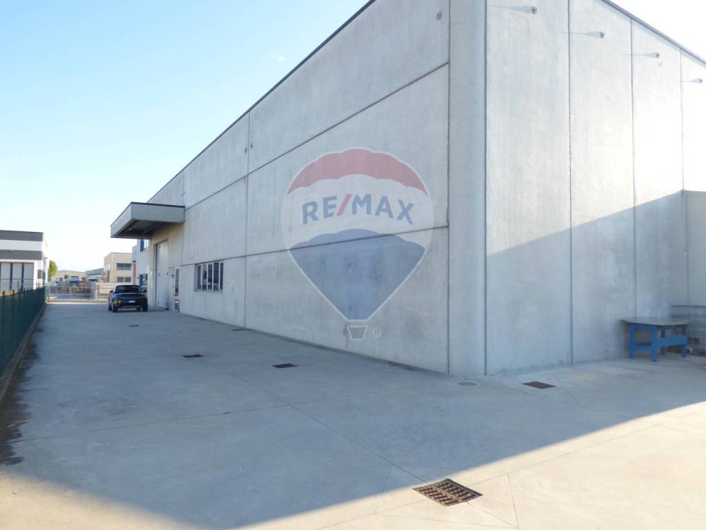 Immobile a Castiglione delle stiviere in Via Dell'Impresa - Foto 5