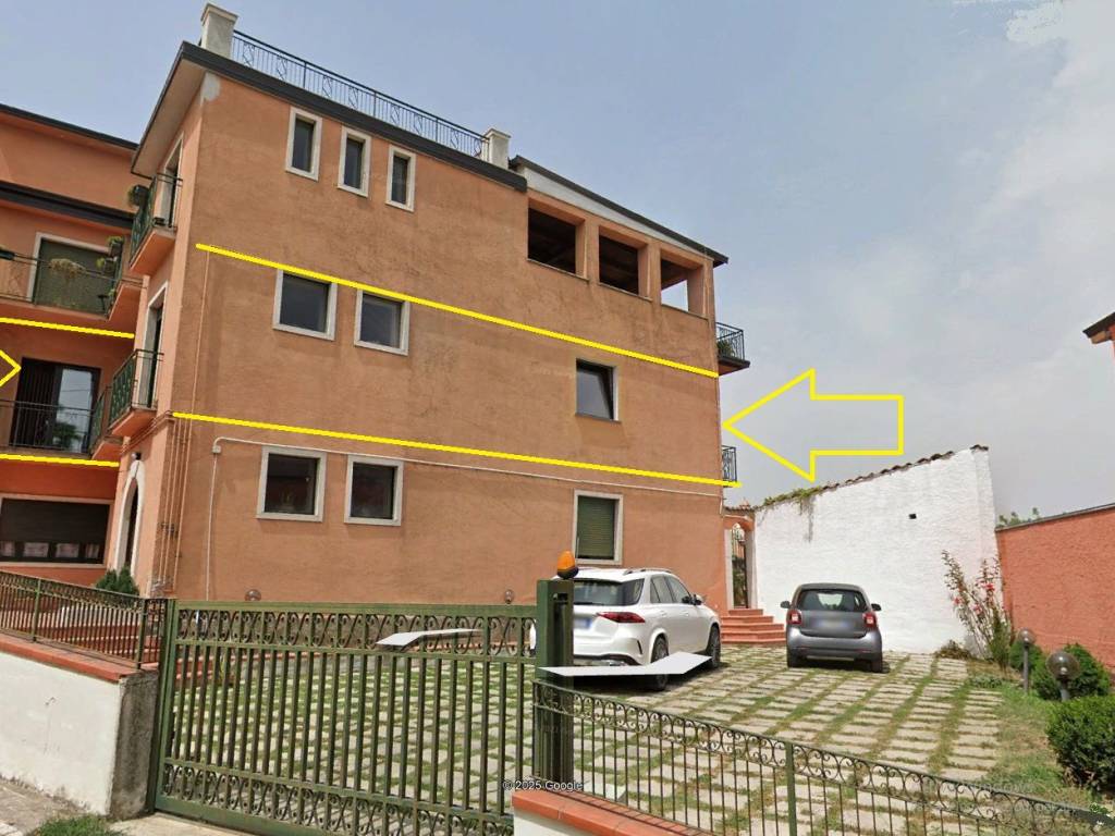 Appartamento a San leucio del sannio in Via A. De Longis, 5 - Foto 2