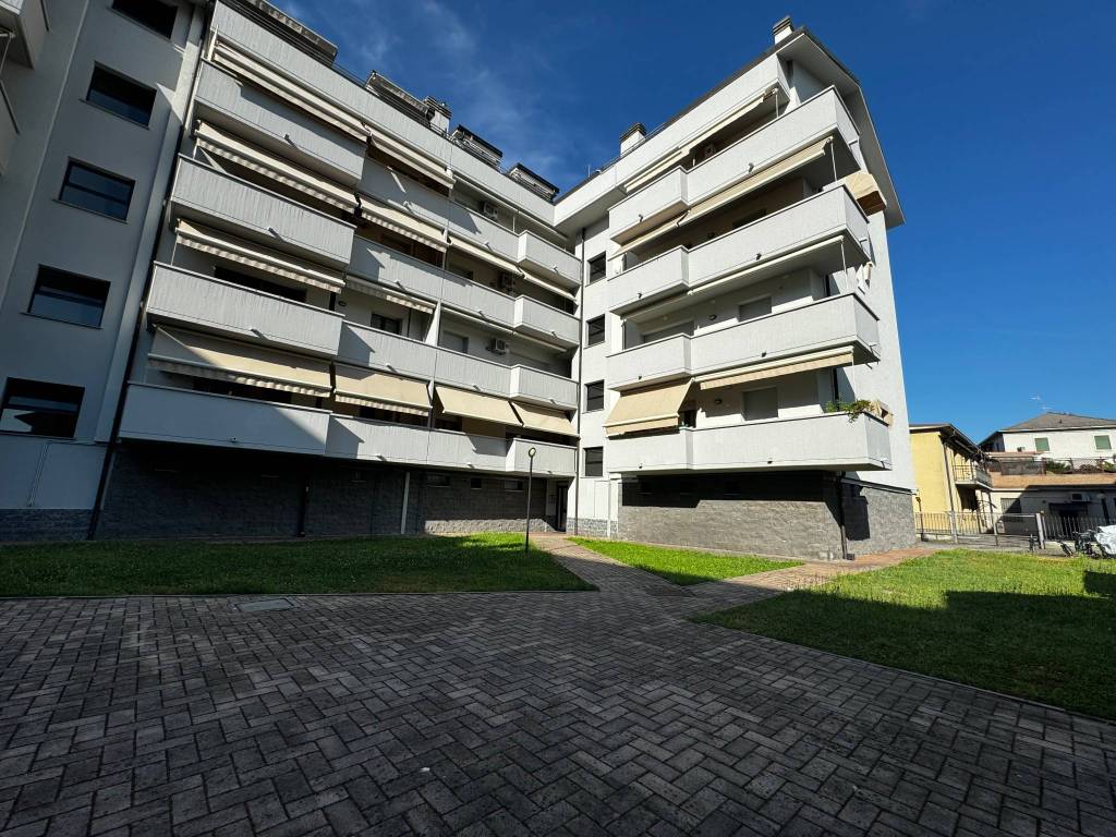 Appartamento a Tavazzano con villavesco in Via Giuseppe Saragat, 12 - Foto 3