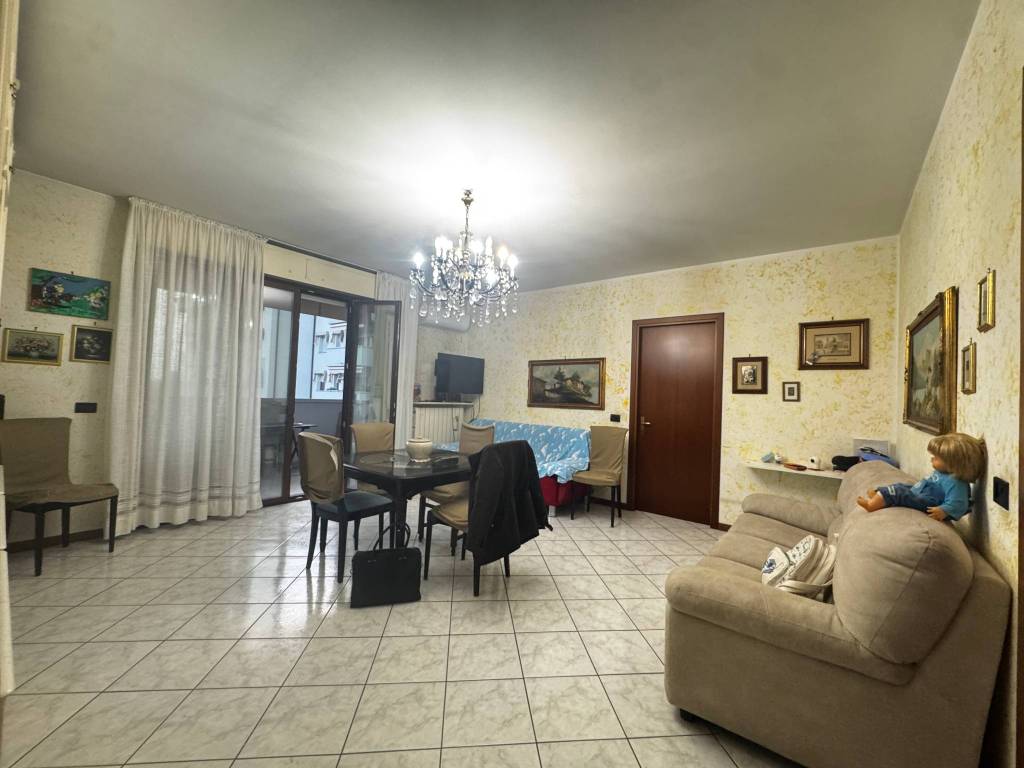 Appartamento a Tavazzano con villavesco in Via Giuseppe Saragat, 12 - Foto 4