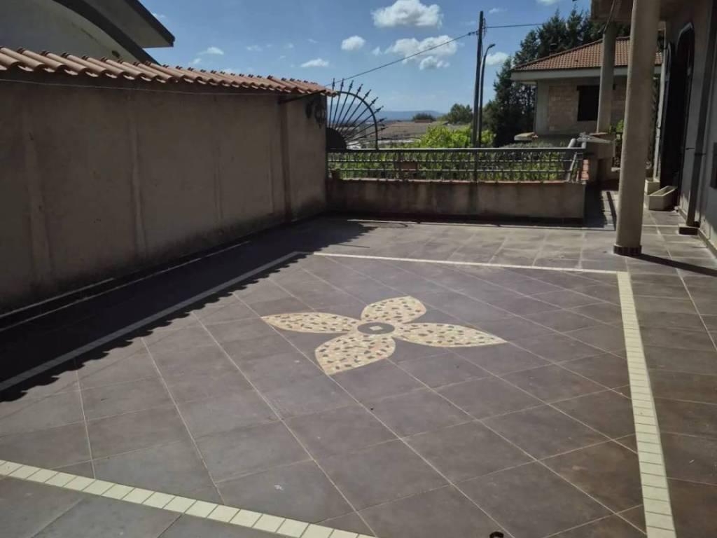 Villa a Feroleto della chiesa in Via Milano - Foto 3