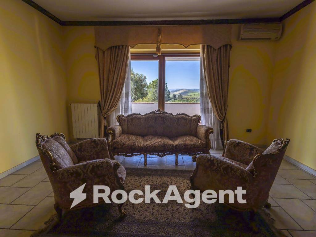 Villa a Simeri crichi in Contrada Lacuni - Foto 5