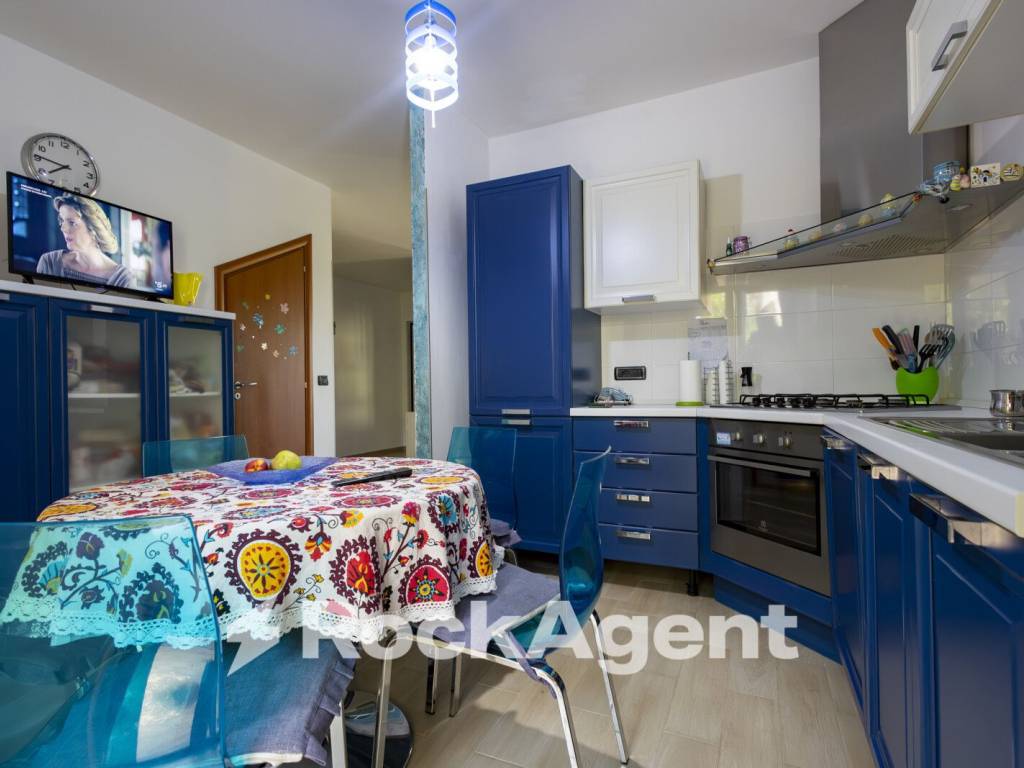 Villa a Catanzaro in Viale Barlaam da Seminara, 16 - Foto 2