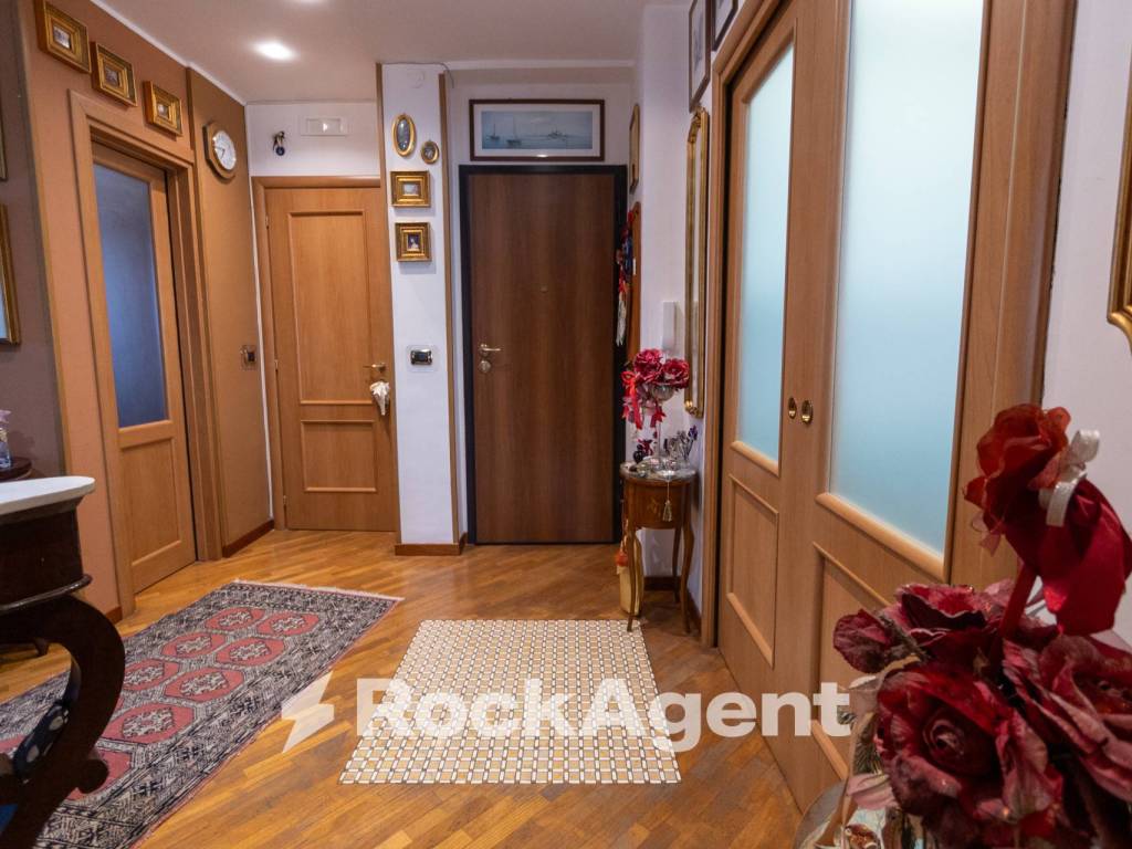 Appartamento a Catanzaro in Viale Vincenzo de Filippis, 38 - Foto 5