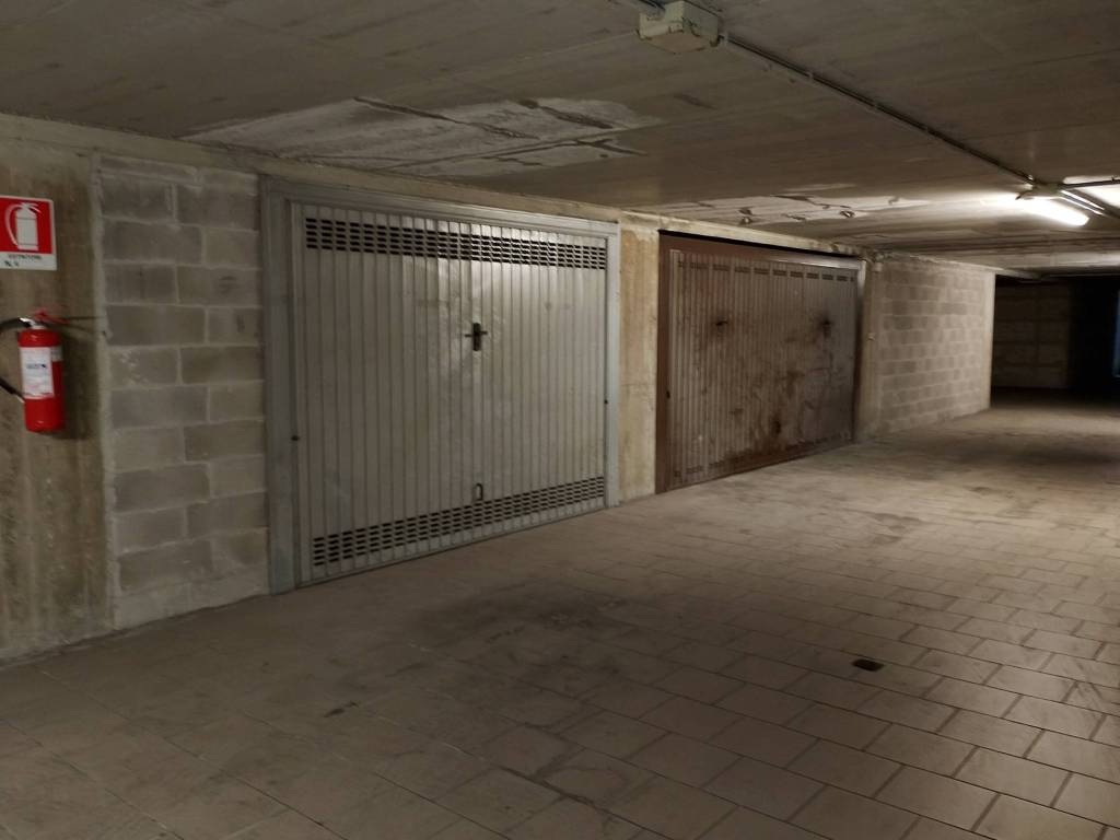 Box / garage a Parma in Via Trieste, 3 - Foto 3