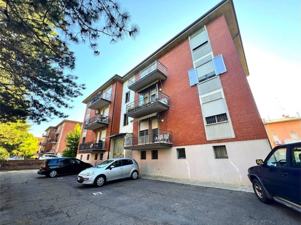 Appartamento a Castel san pietro terme in Via Antonio Pacinotti, 6 - Foto 2