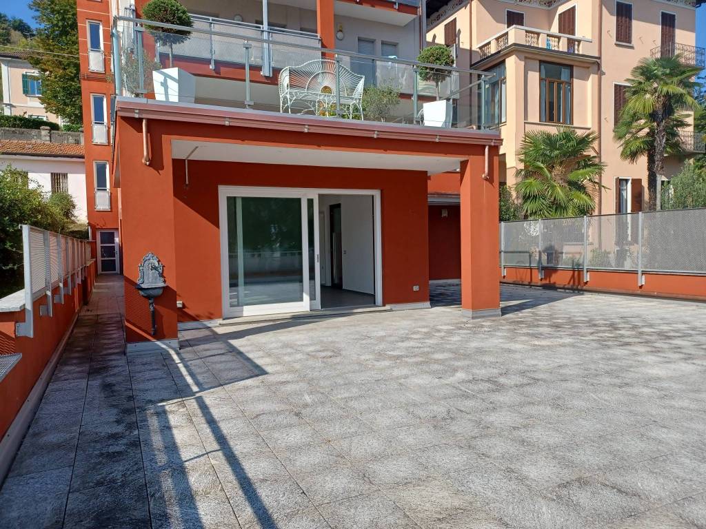 Appartamento a Omegna in Lungolago Antonio Gramsci, 31 - Foto 3