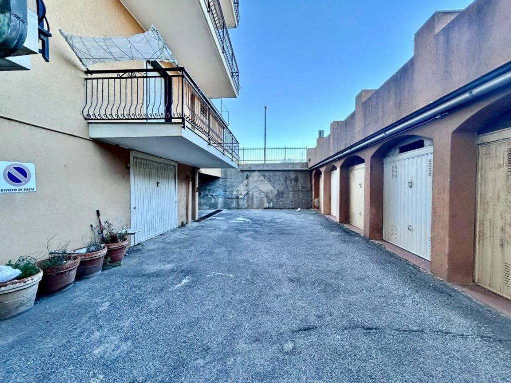 Box / garage a Andora in Via cavour, 72 - Foto 2