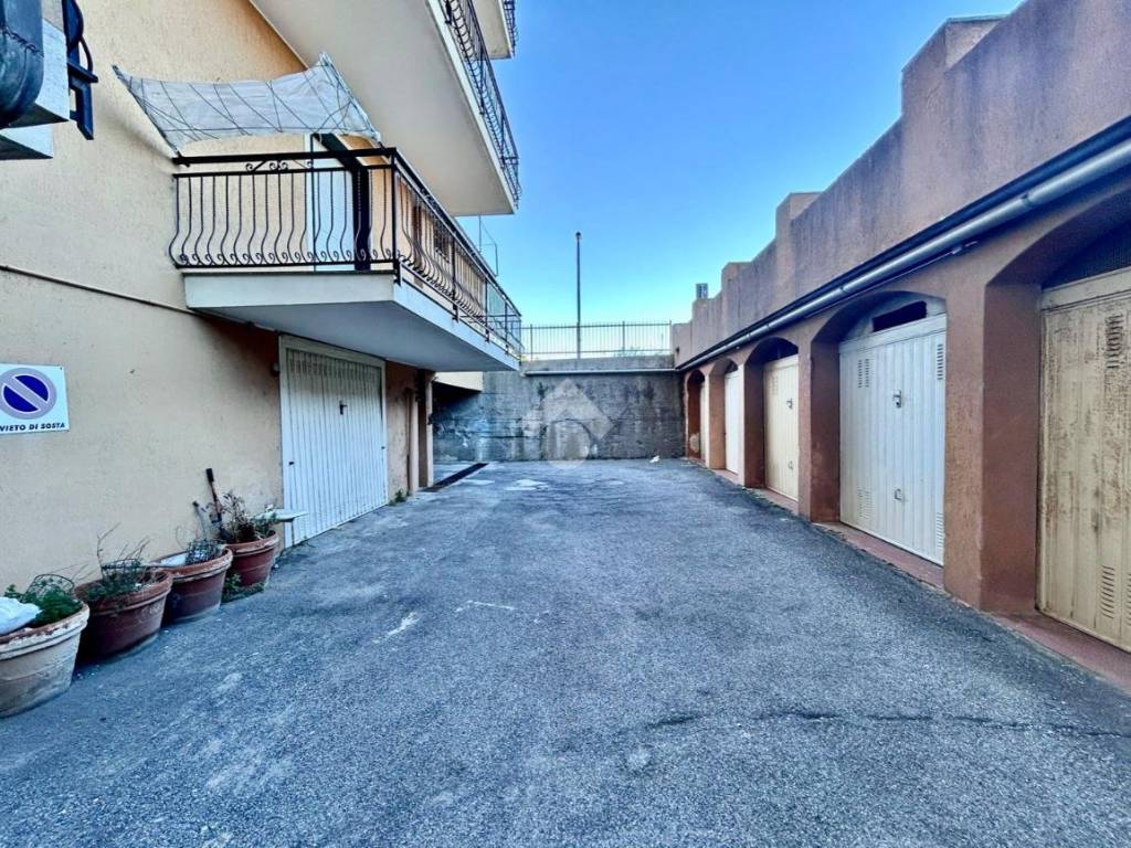 Box / garage a Andora in Via cavour, 72 - Foto 5