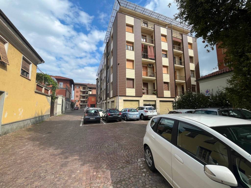 Loft / open space a Carignano in Piazzetta San Giacomo, 1 - Foto 2