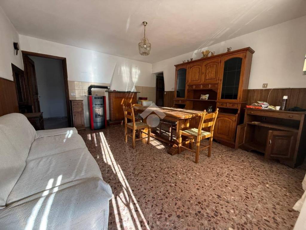 Casa indipendente a Gubbio in Via dei Cinque Colli, 145 - Foto 2