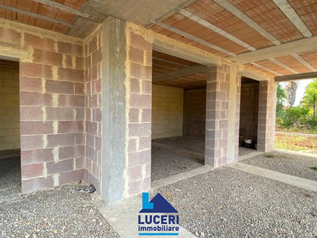 Villa a Parabita in Via Provinciale Tuglie - Foto 3