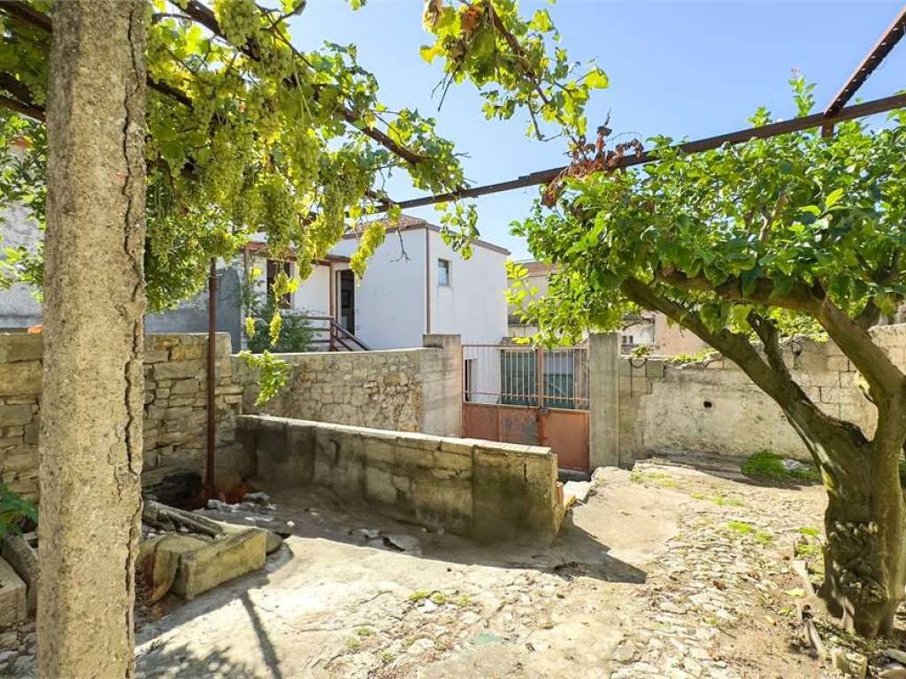 Rustico / casale a Mandas in Via Tirso, 0 - Foto 2