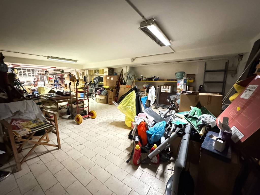 Box / garage a Bologna in Via Carlo Cignani, 90 - Foto 4