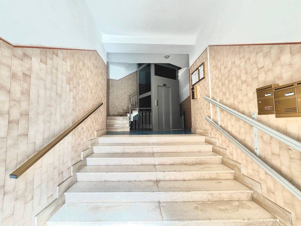 Appartamento a Trani in Via Papa Giovanni XXIII, 12 - Foto 3