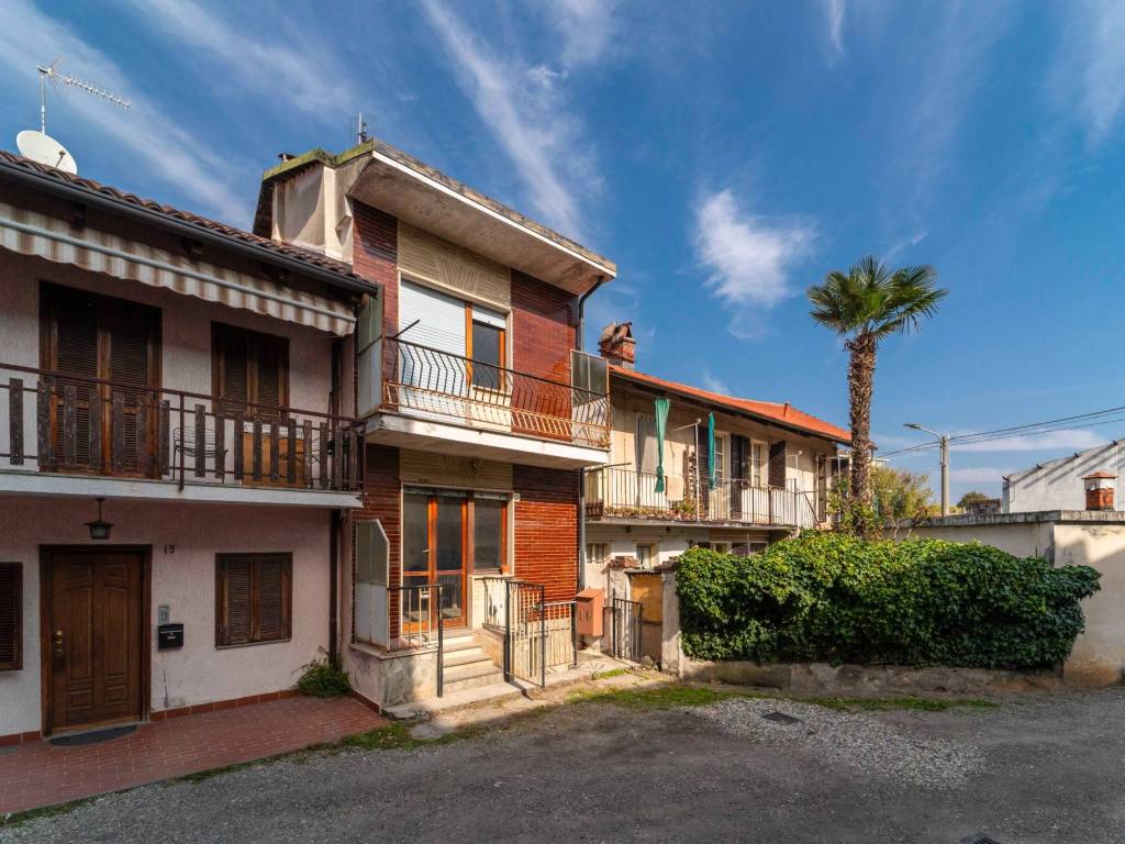 Villa a Orbassano in Via Alberto Nota, 17 - Foto 2