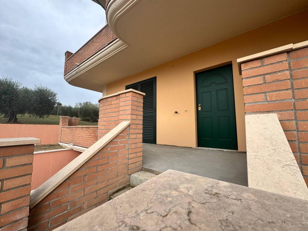 Villetta a schiera a Campli in Via della Madonna, 72 - Foto 2