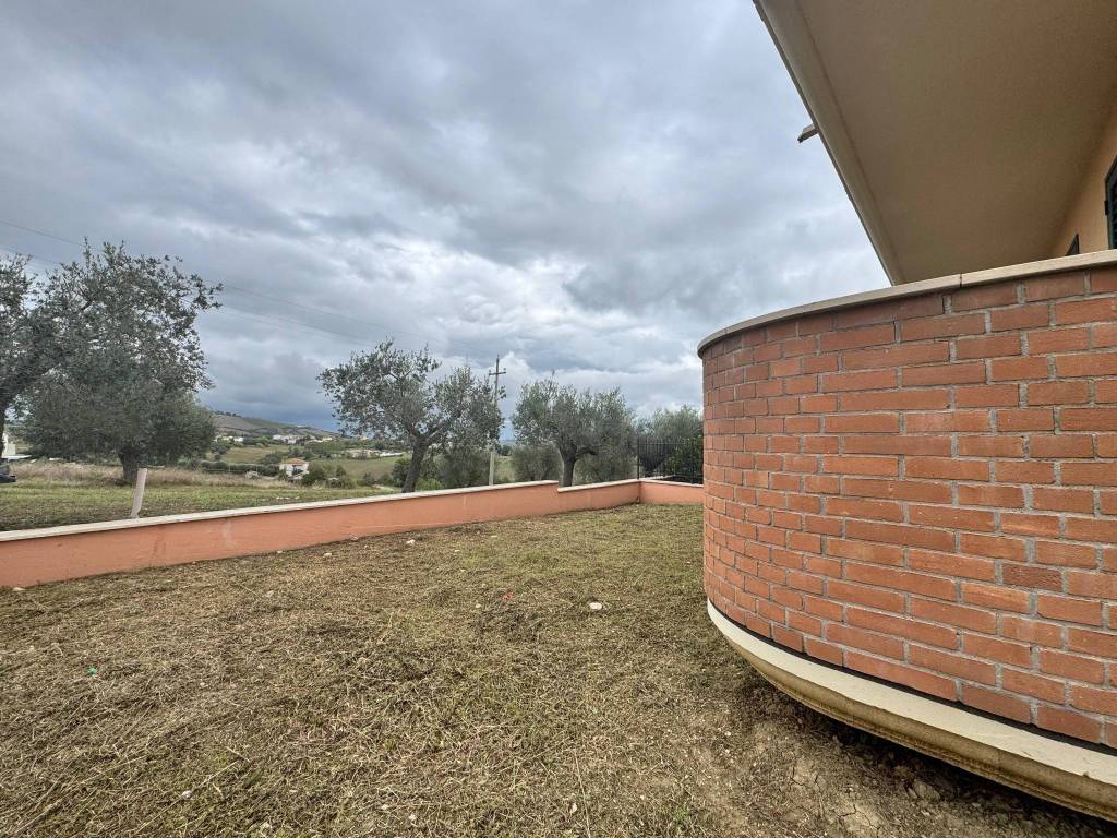 Villetta a schiera a Campli in Via della Madonna, 72 - Foto 3