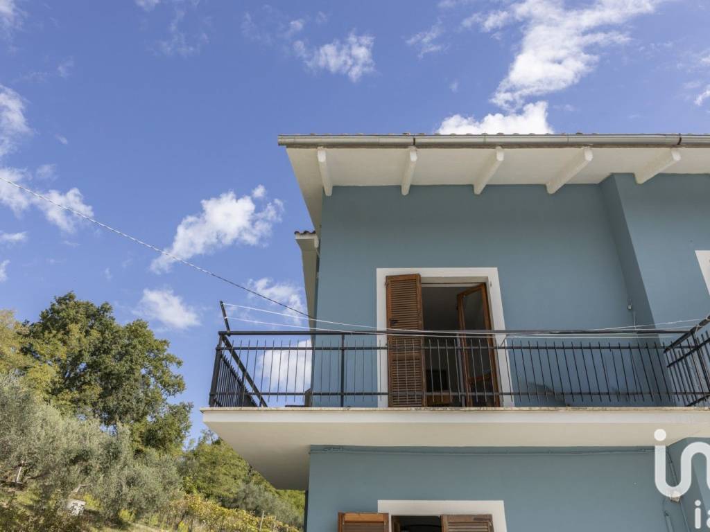 Villa a Macerata in Strada CONTRADA FURIASSE, 3 - Foto 5