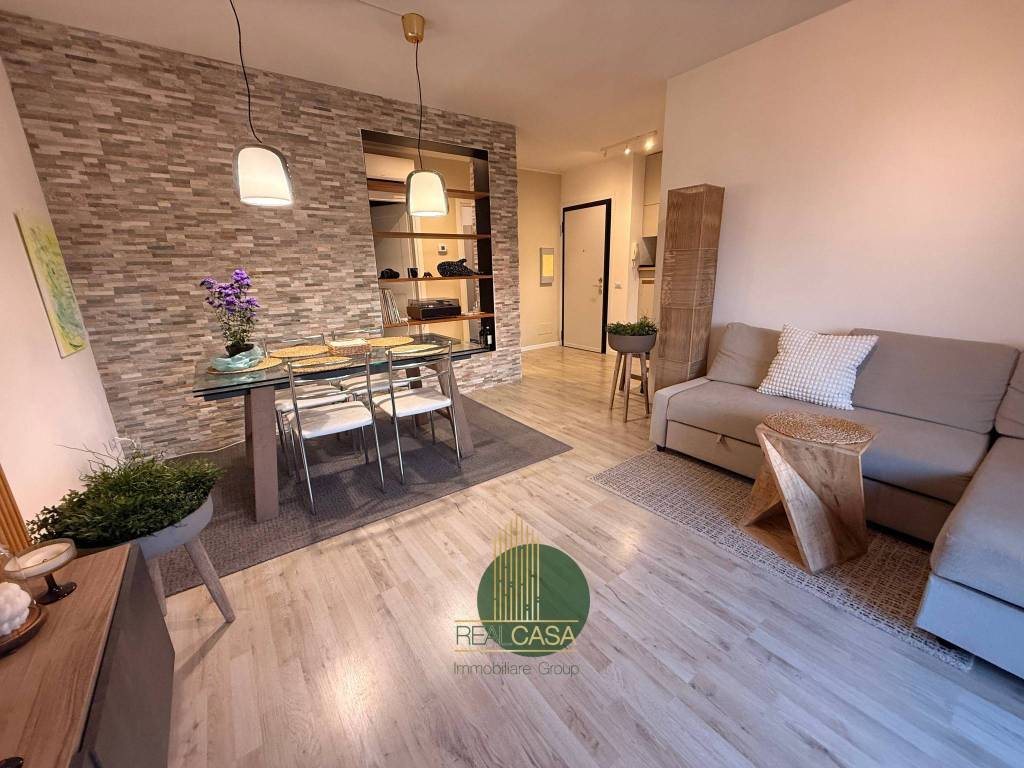Appartamento a Como in Via Giovanni Papini, 12 - Foto 2