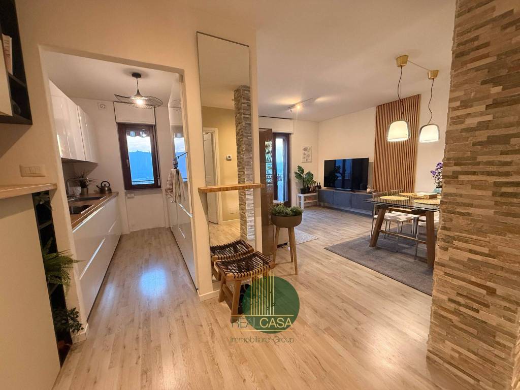 Appartamento a Como in Via Giovanni Papini, 12 - Foto 4