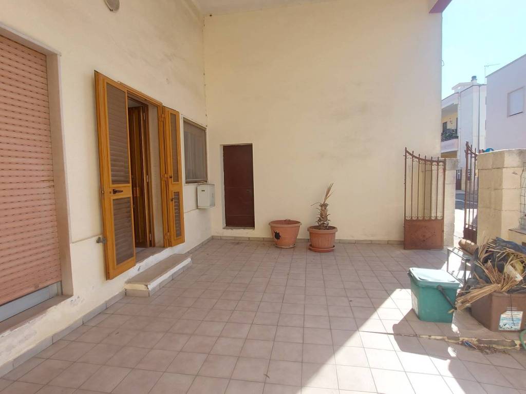 Casa indipendente a Melendugno in Via Vincenzo Monti, 26 - Foto 4