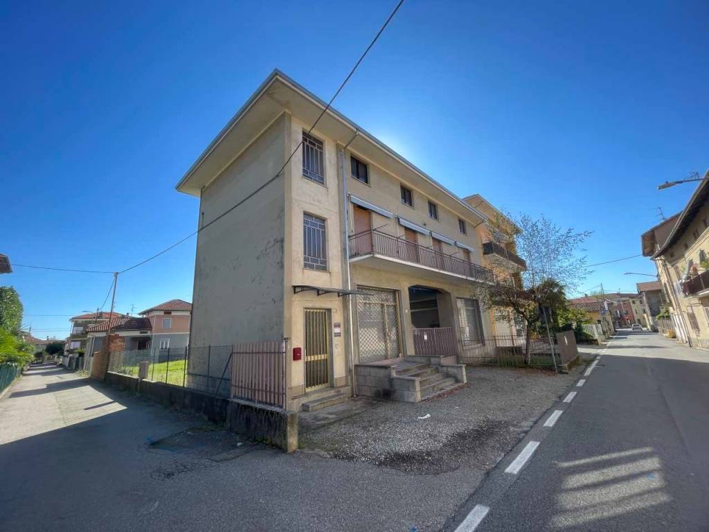Villa a Vigliano biellese in Via Umberto, 20 - Foto 2