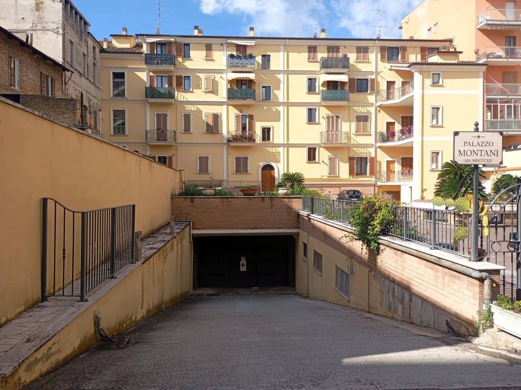 Appartamento a San benedetto del tronto in Via Tagliamento, 16 - Foto 2