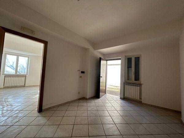 Appartamento a Mercogliano in via De Nardi - Foto 3