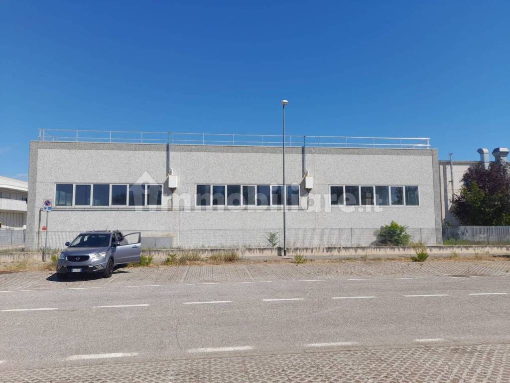 Immobile a Rimini in Via Luciano Lama, 15 - Foto 2